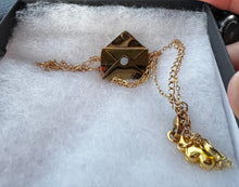 Load image into Gallery viewer, Secret Message Personalized Envelope Necklace, Hidden Message Necklace, Love Letter Necklace, Pouch Necklace for Mom, Locket Necklace