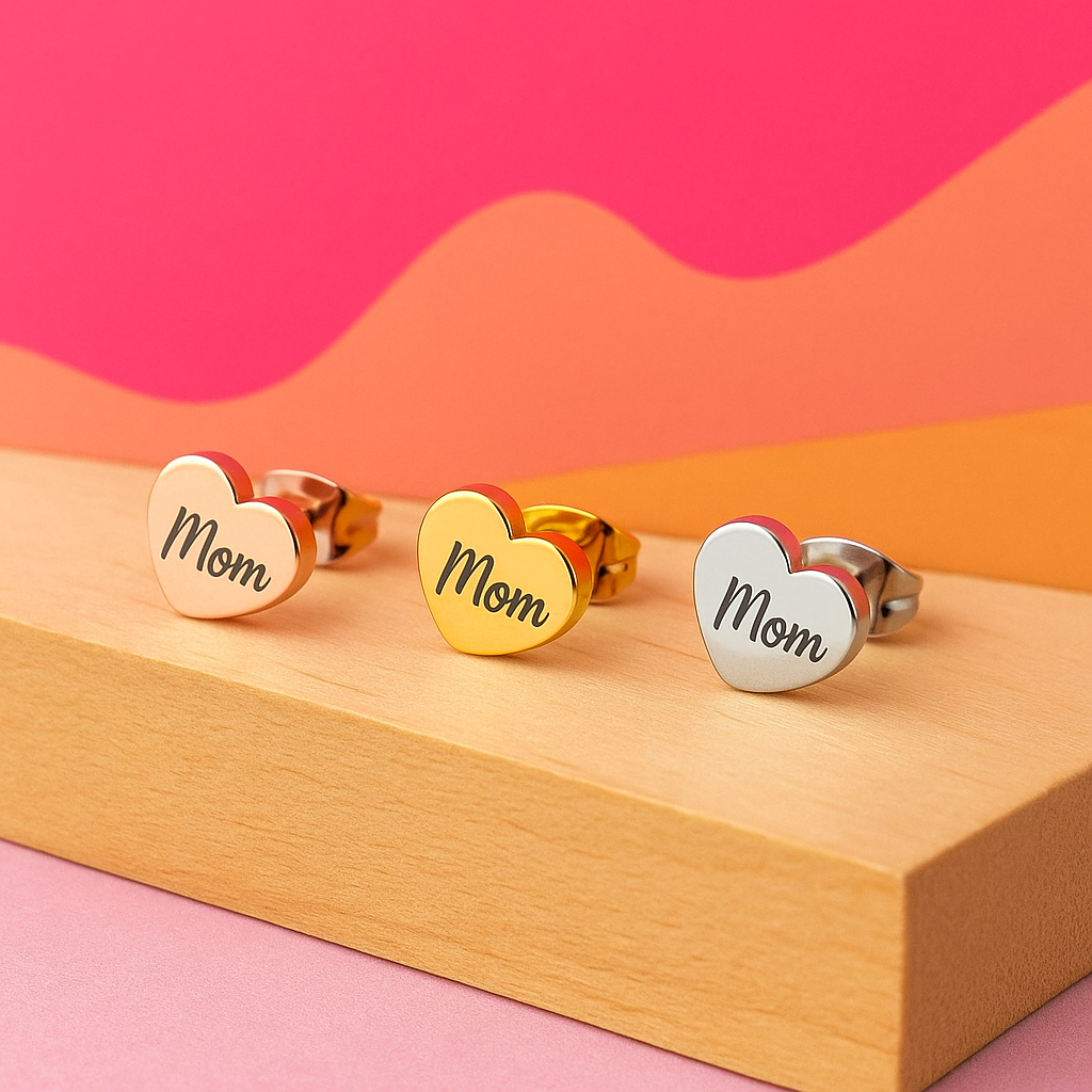 Personalized Engraved Heart Studs (Silver, Gold), 1 Pair Total