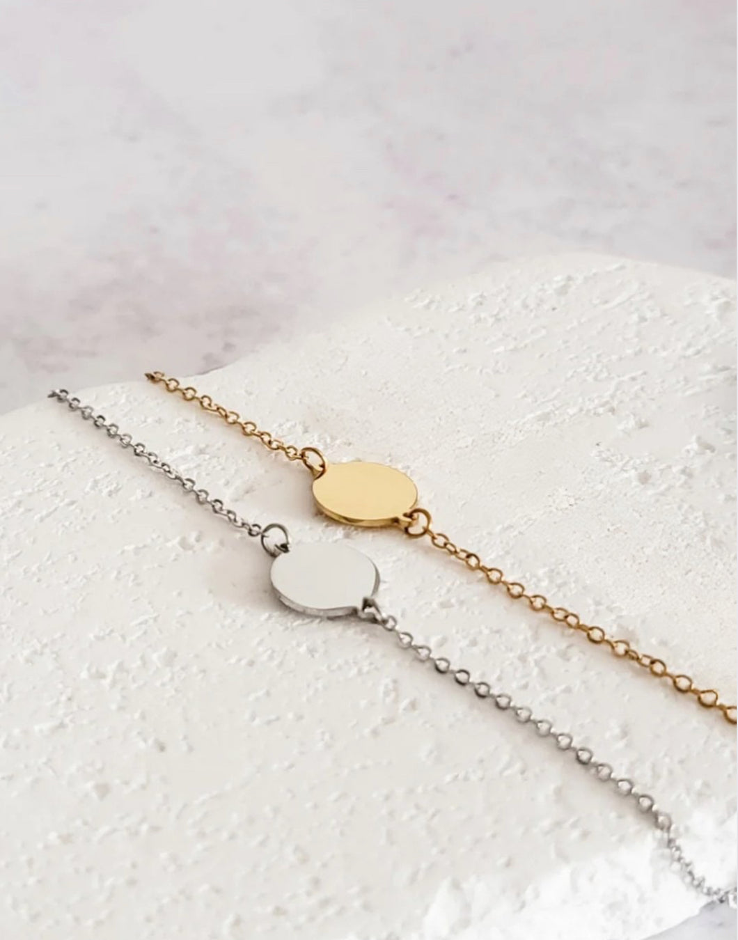 Personalized Round Charm Cable Chain Bracelet Silver or Gold